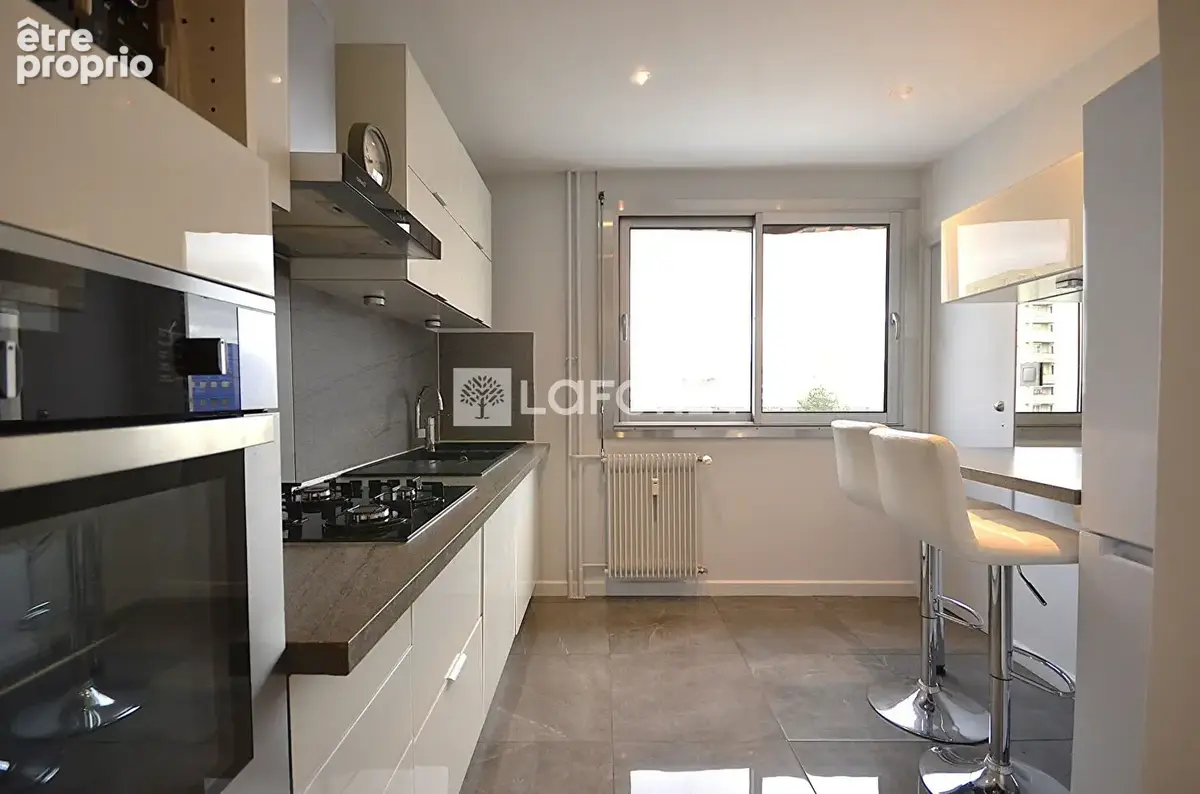 Appartement Villeurbanne 3 pièce(s) 71 m2 Secteur Gratte-Ciel ? - photo 3