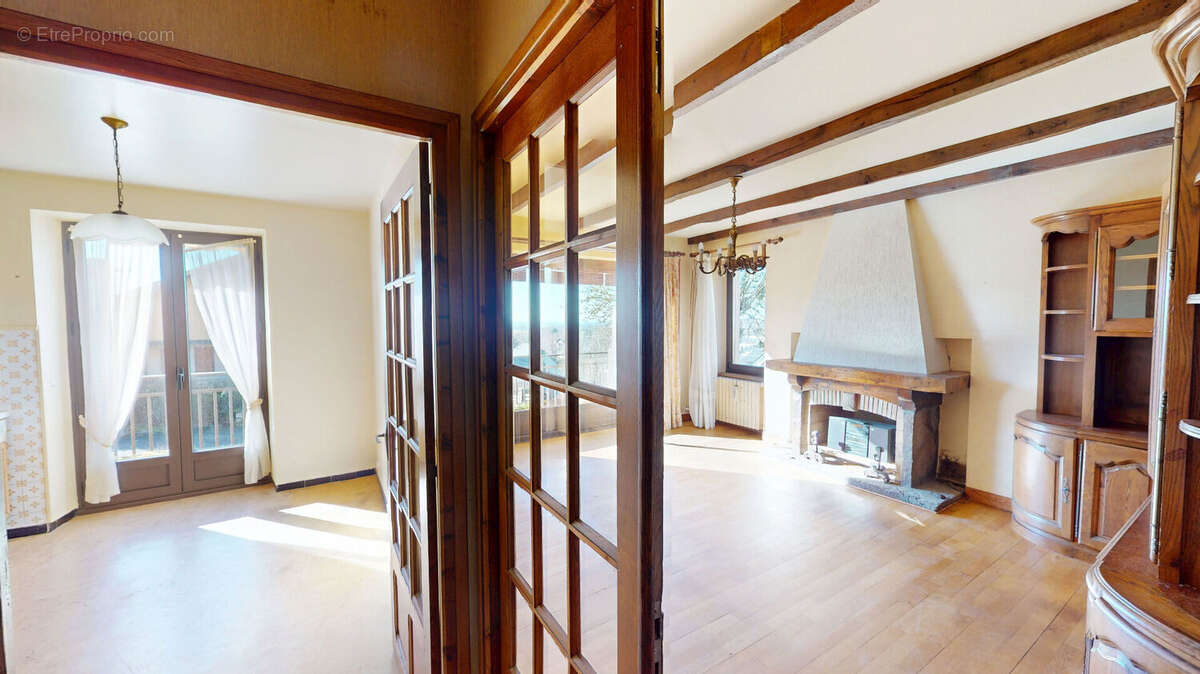 Maison à BARAQUEVILLE