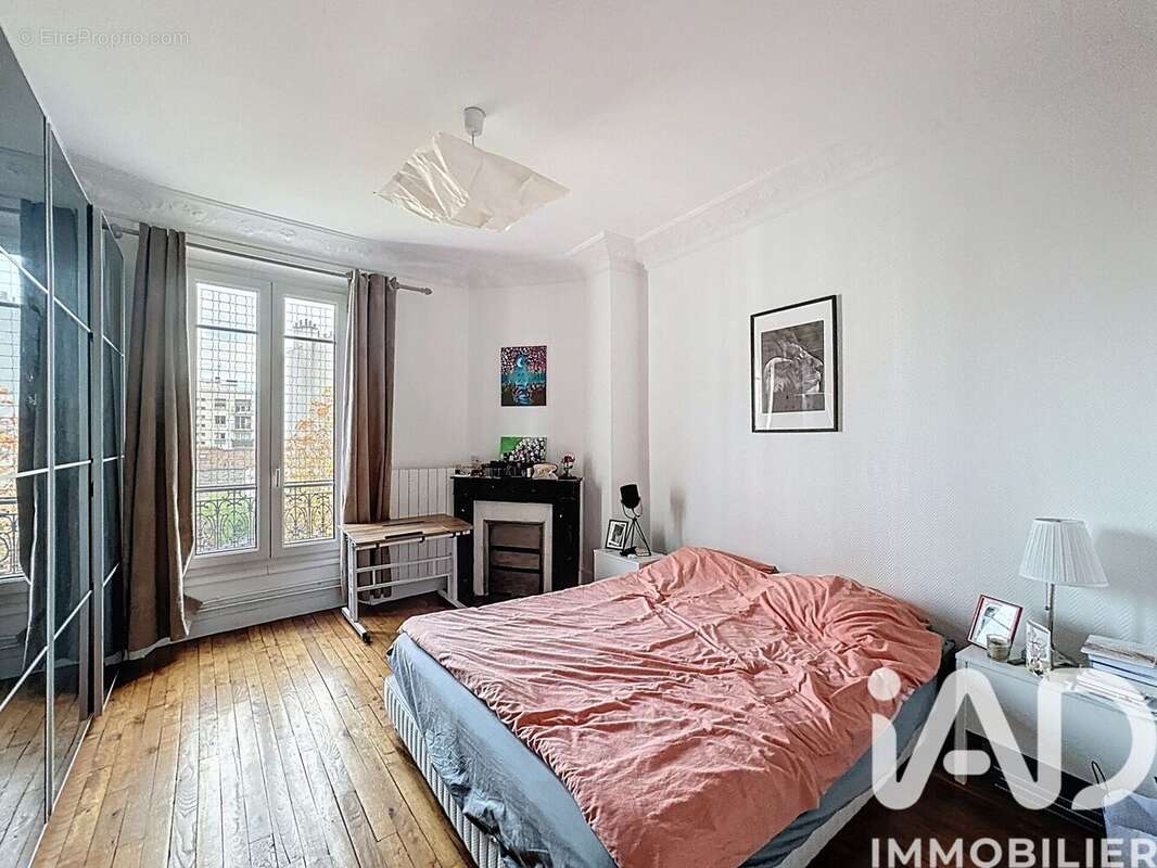 Photo 8 - Appartement à LA GARENNE-COLOMBES