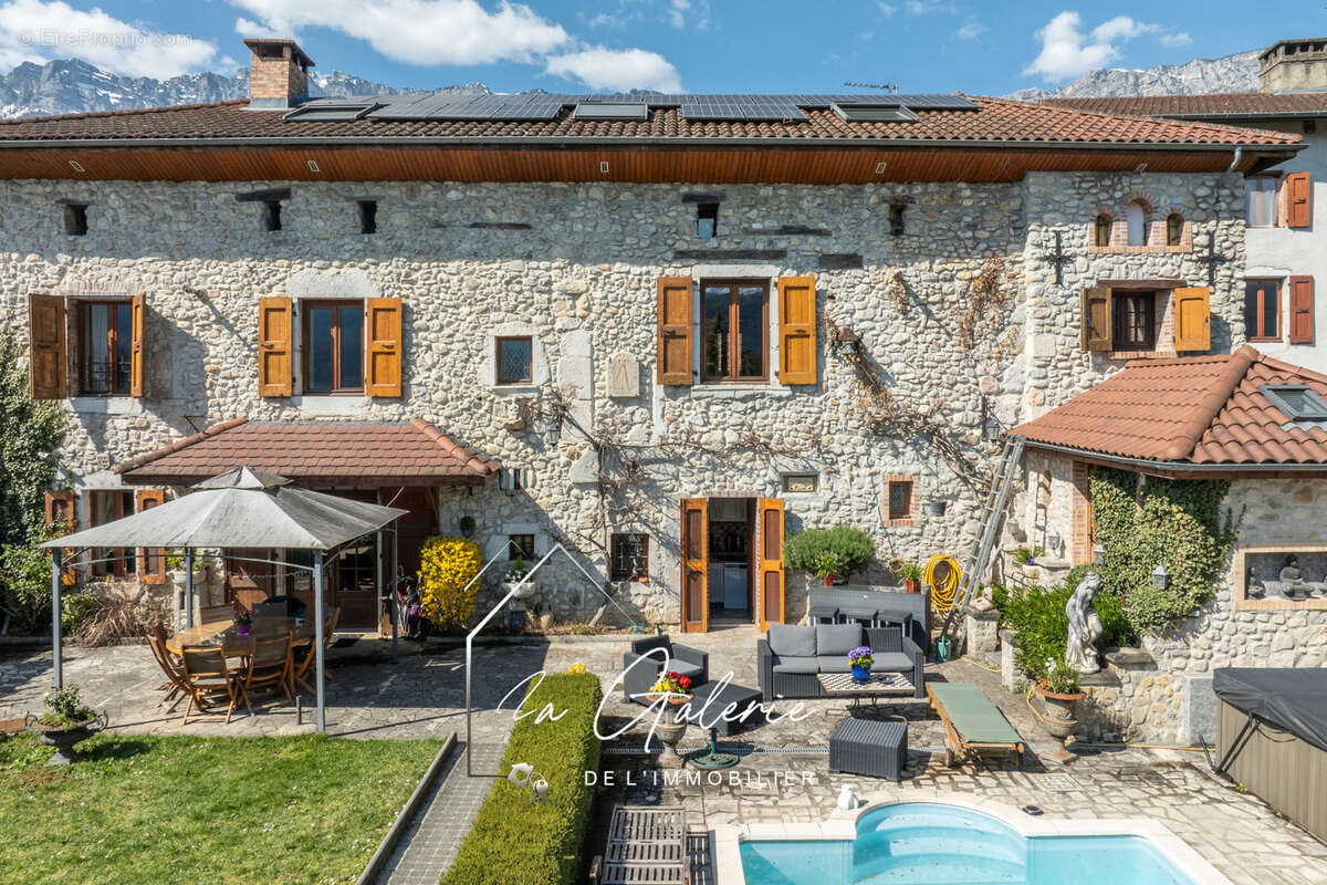 Maison à SAINTE-MARIE-D'ALLOIX