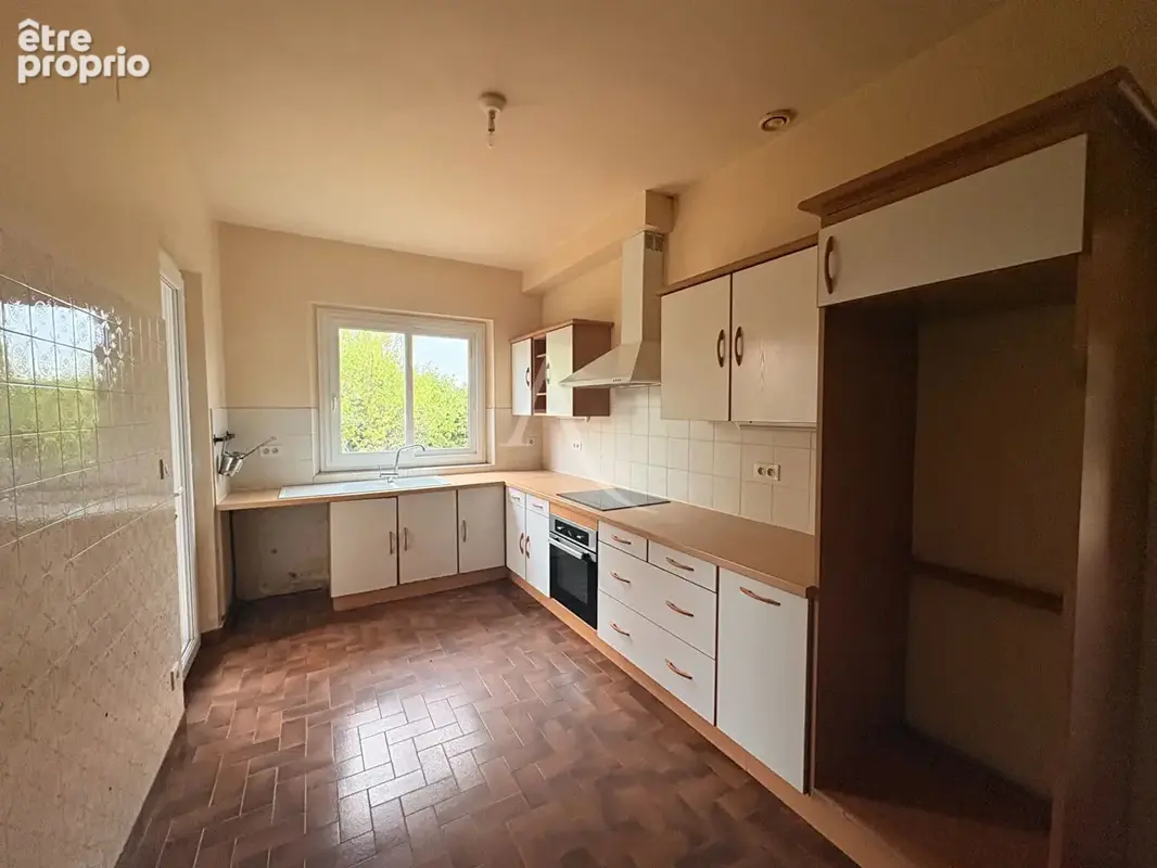 Maison L Isle Jourdain  T5  190 m2 - photo 6