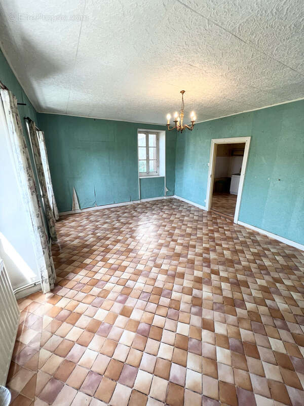 Maison a renovee - photo 3