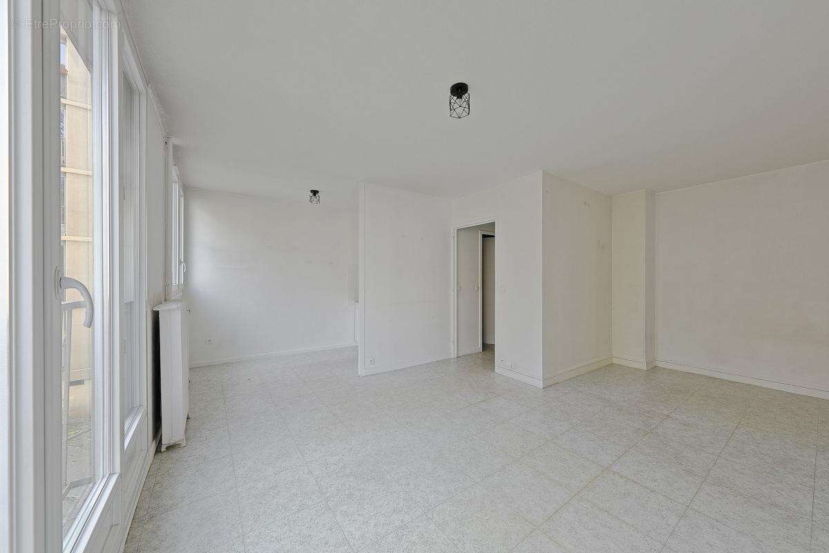 Appartement à LE PLESSIS-TREVISE