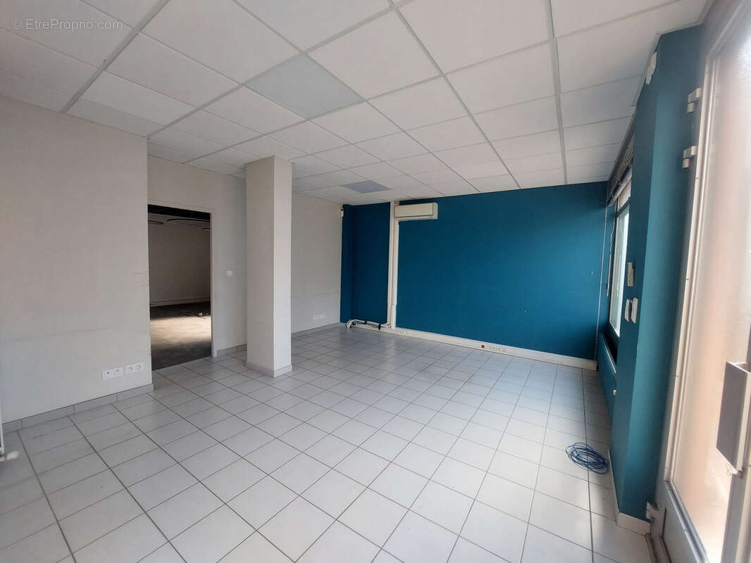 À vendre   Bureaux professionnels en centre de Villefranche - photo 6