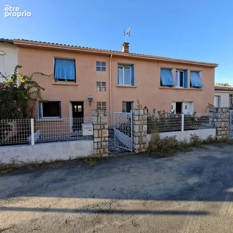 Maison de ville avec terrain - photo 2