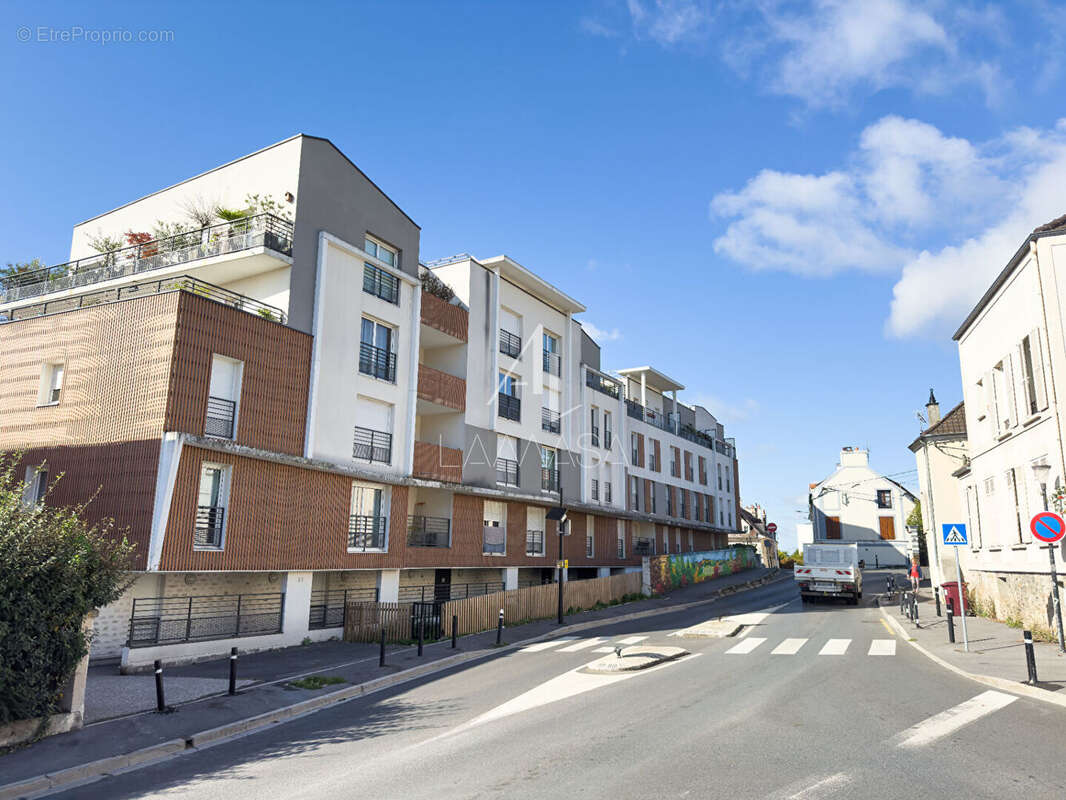 Appartement à THORIGNY-SUR-MARNE