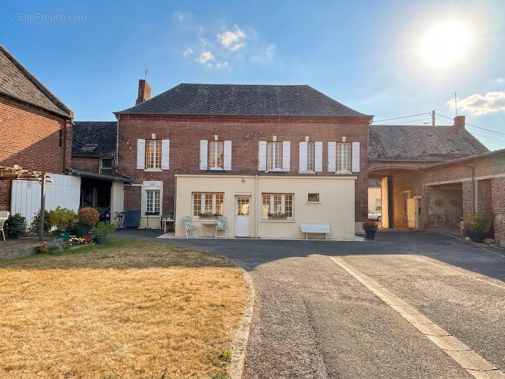 Corps de ferme Nesle 15 pièce(s) 320m2 - photo 1