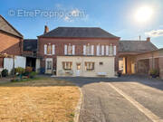 Maison à NESLE