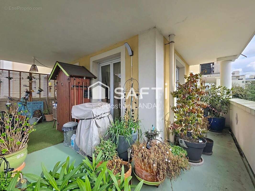 Photo 6 - Appartement à VILLENEUVE-LA-GARENNE