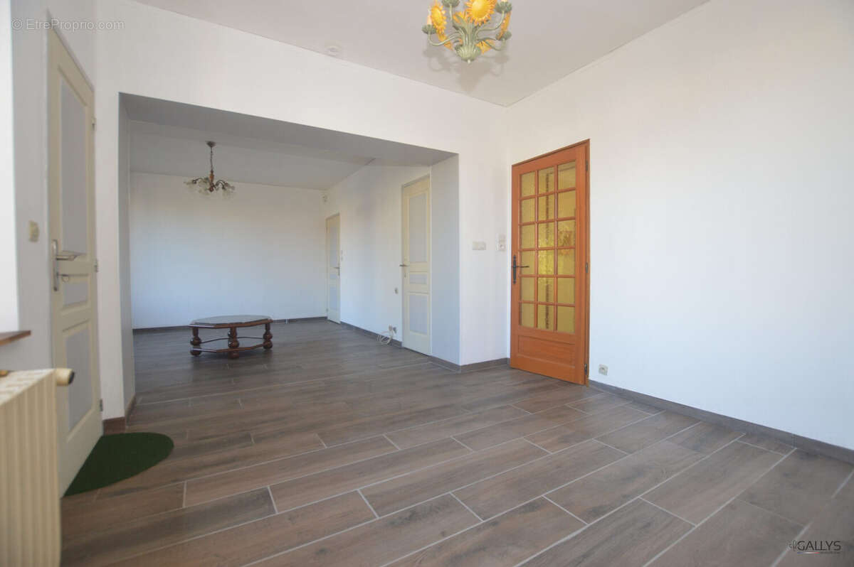 Maison à TUCQUEGNIEUX