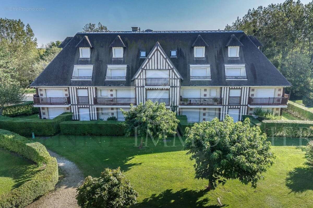 Appartement à BENERVILLE-SUR-MER