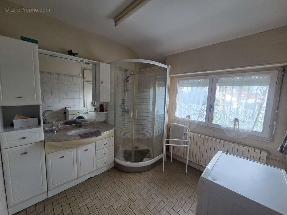 Maison à SAINT-MICHEL-CHEF-CHEF