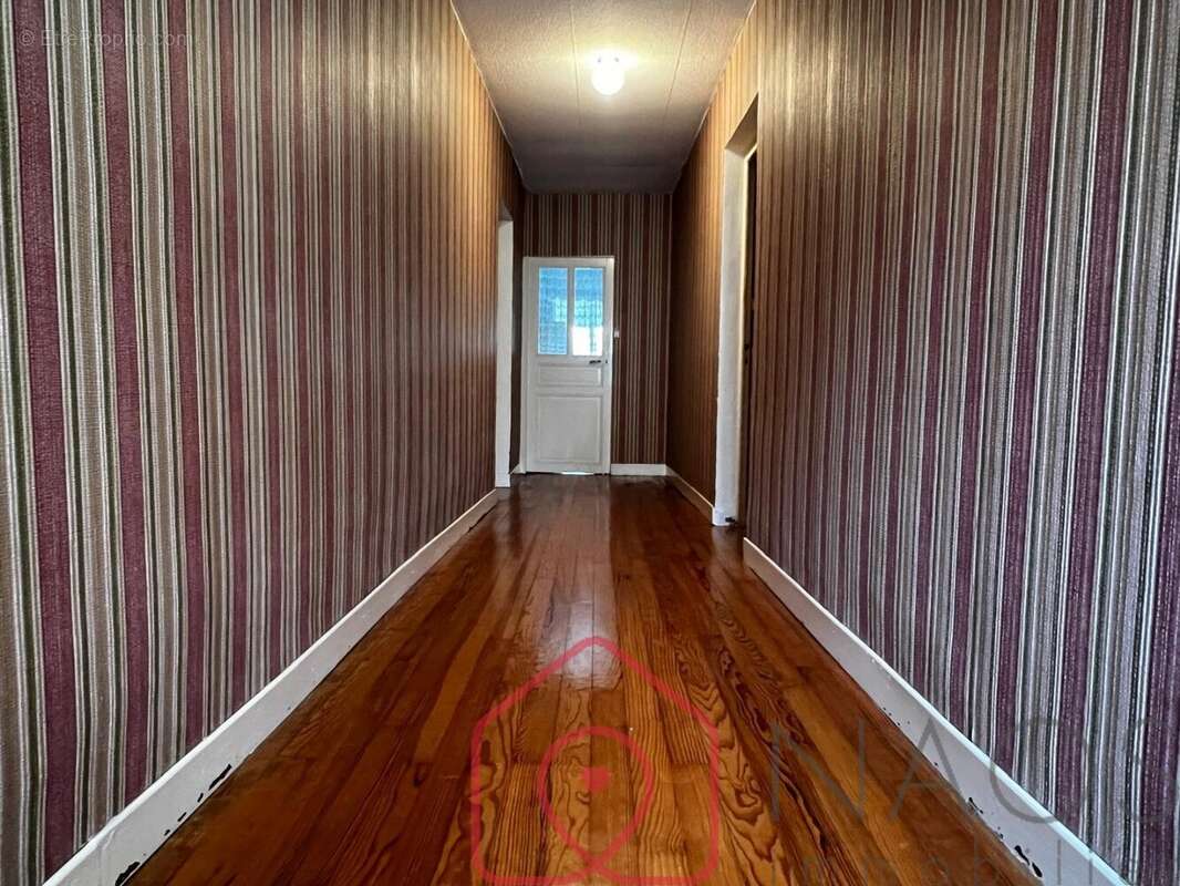 Maison à LES MAZURES