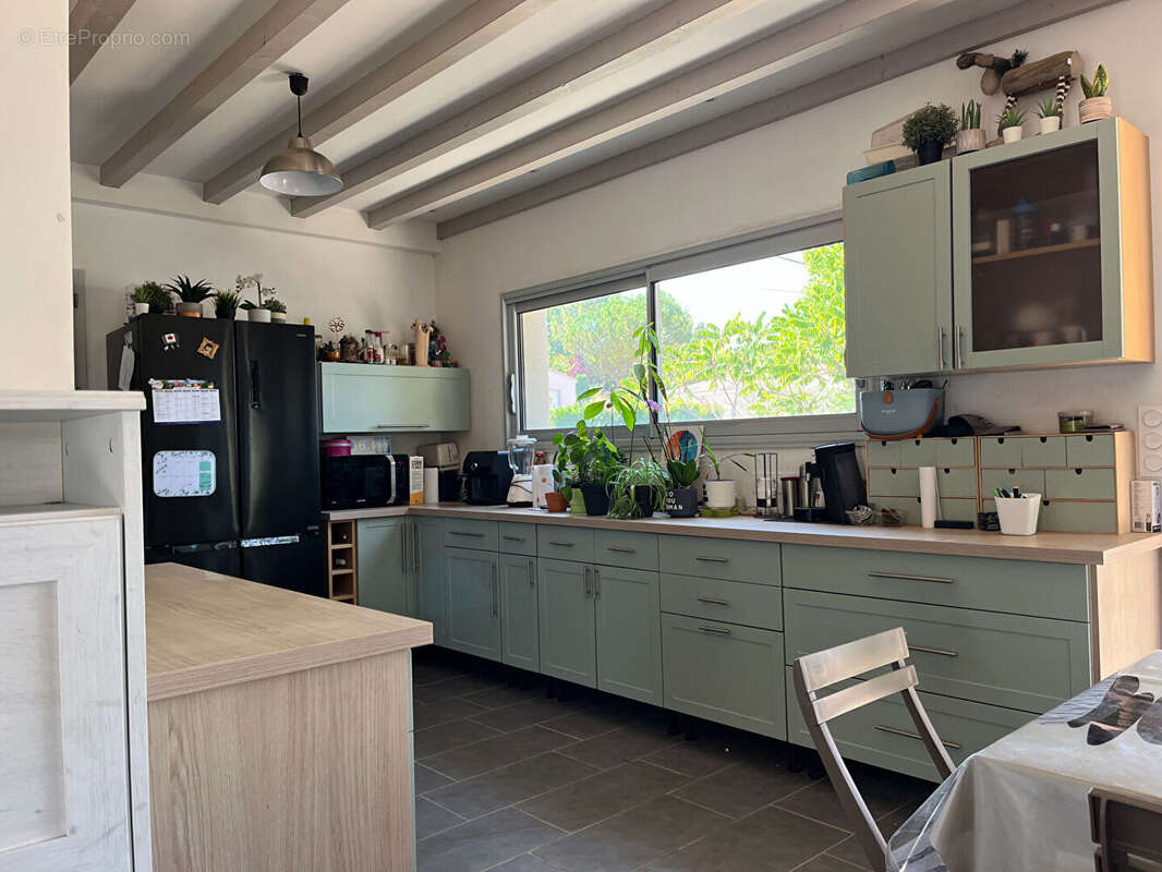 Maison de plain-pied - 6 pièces - 170 m² - Champmillon - photo 2