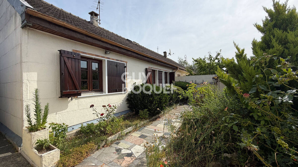 Maison à GARGES-LES-GONESSE