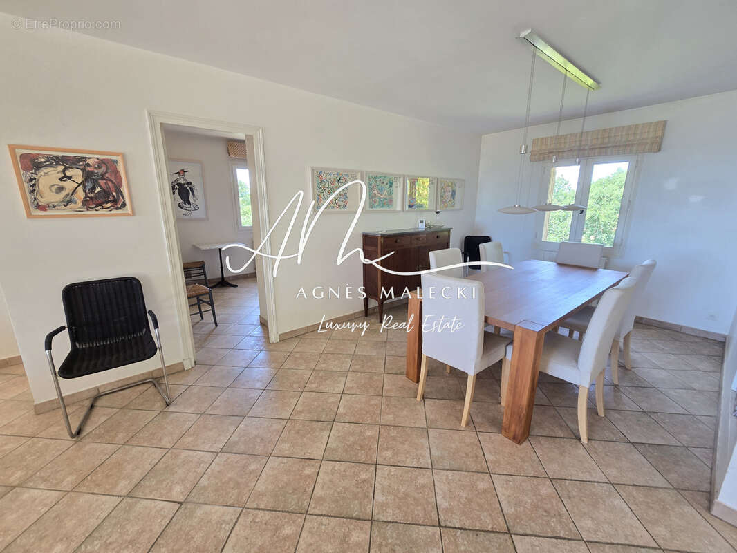 Maison à LA CROIX-VALMER
