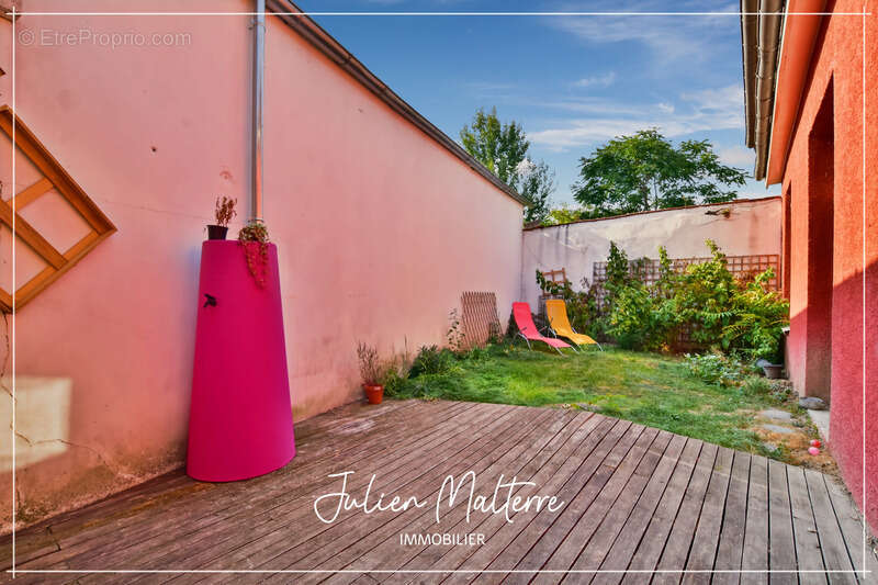 Appartement à SAINT-ETIENNE