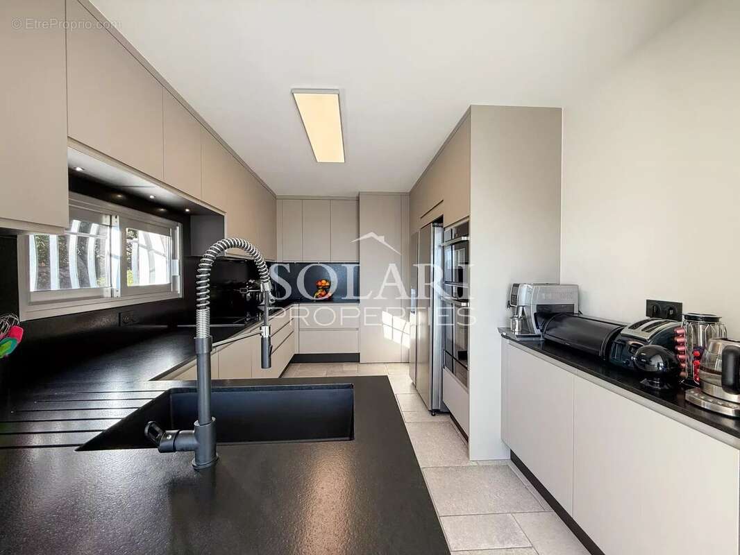 Maison à MANDELIEU-LA-NAPOULE