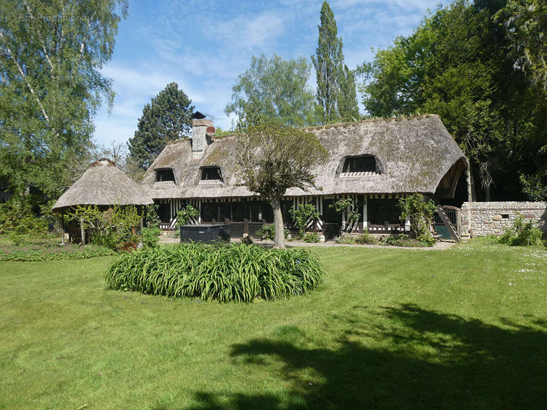 Maison à PONT-L'EVEQUE