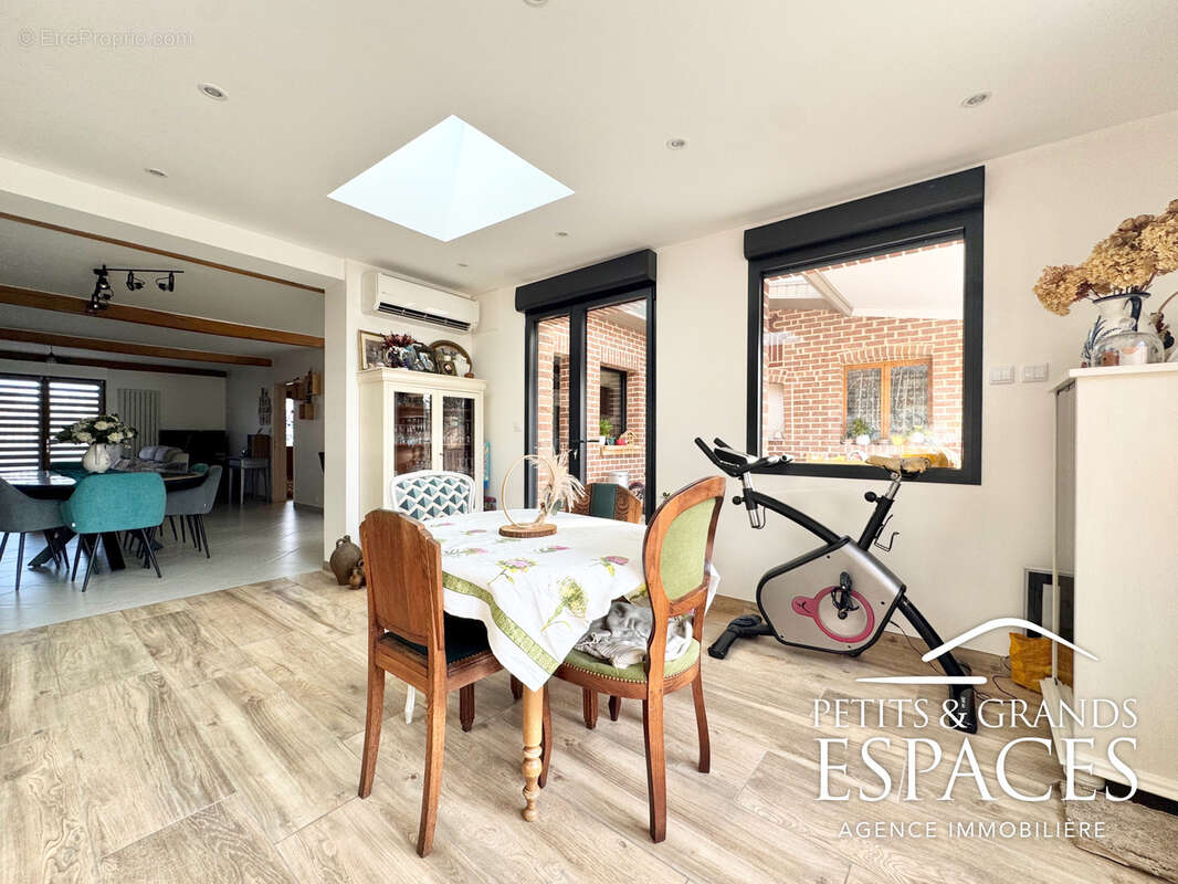 Maison à ONNAING