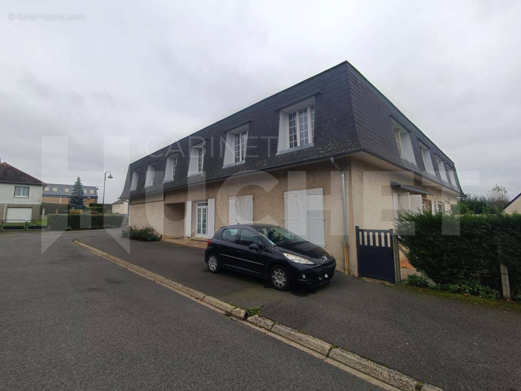 Appartement à EVRECY