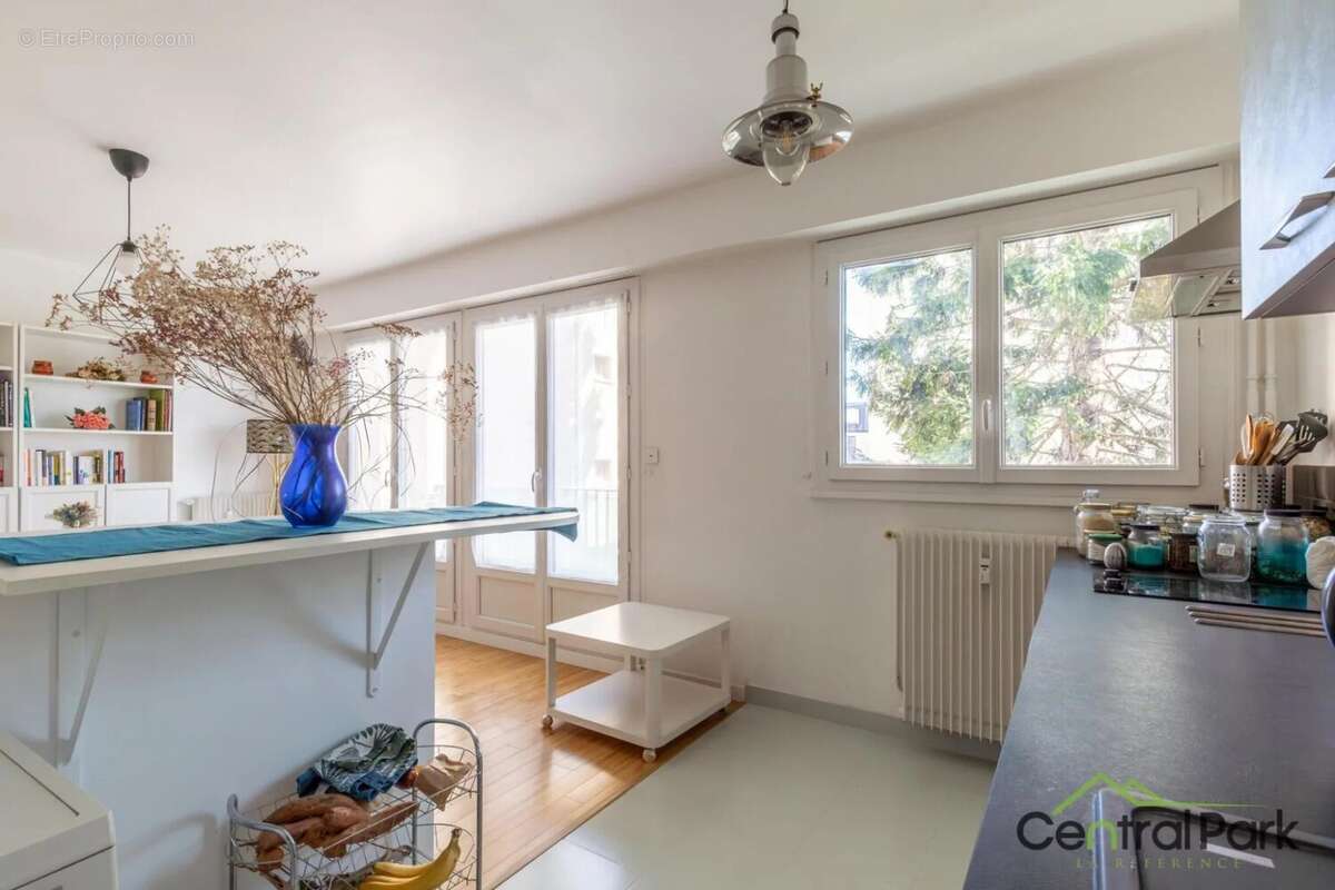Appartement à LE PERREUX-SUR-MARNE