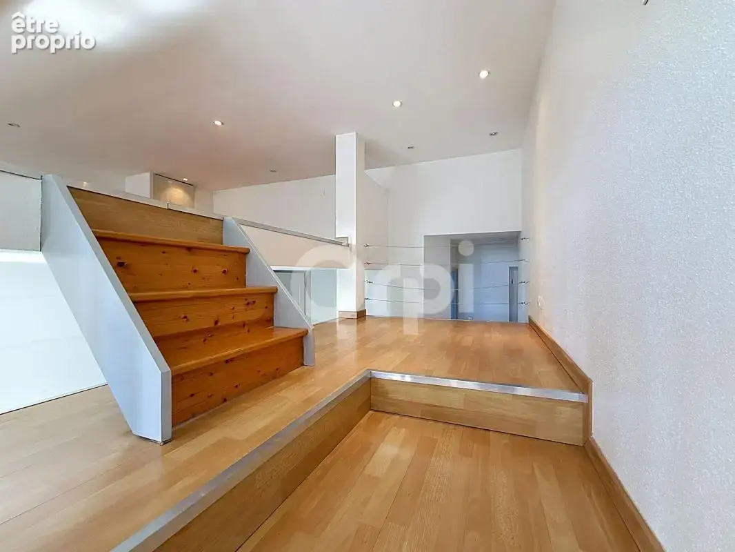 Mulhouse-65m²+ mezzanine-parking privatif-dpec c- 107 000e€ - photo 5