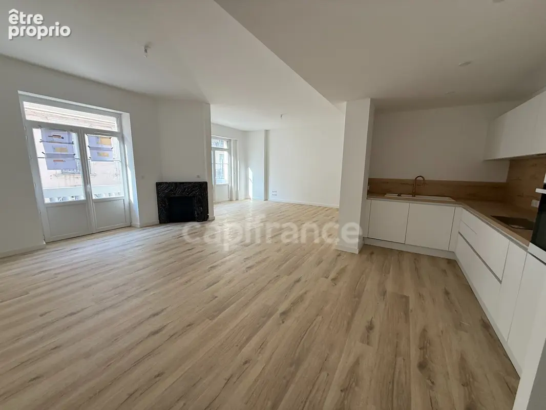 Appartement refait à neuf avec parking et ascenseur - photo 3