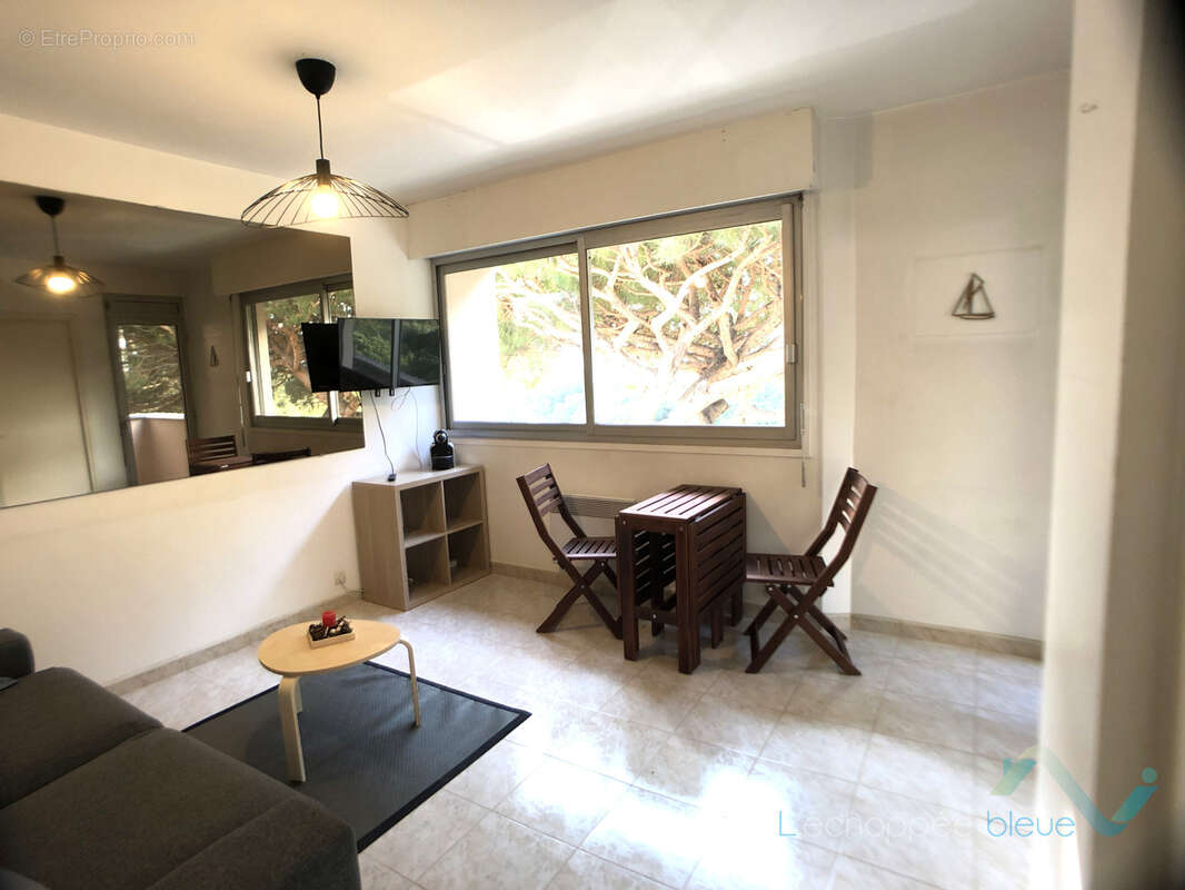 Appartement à HYERES