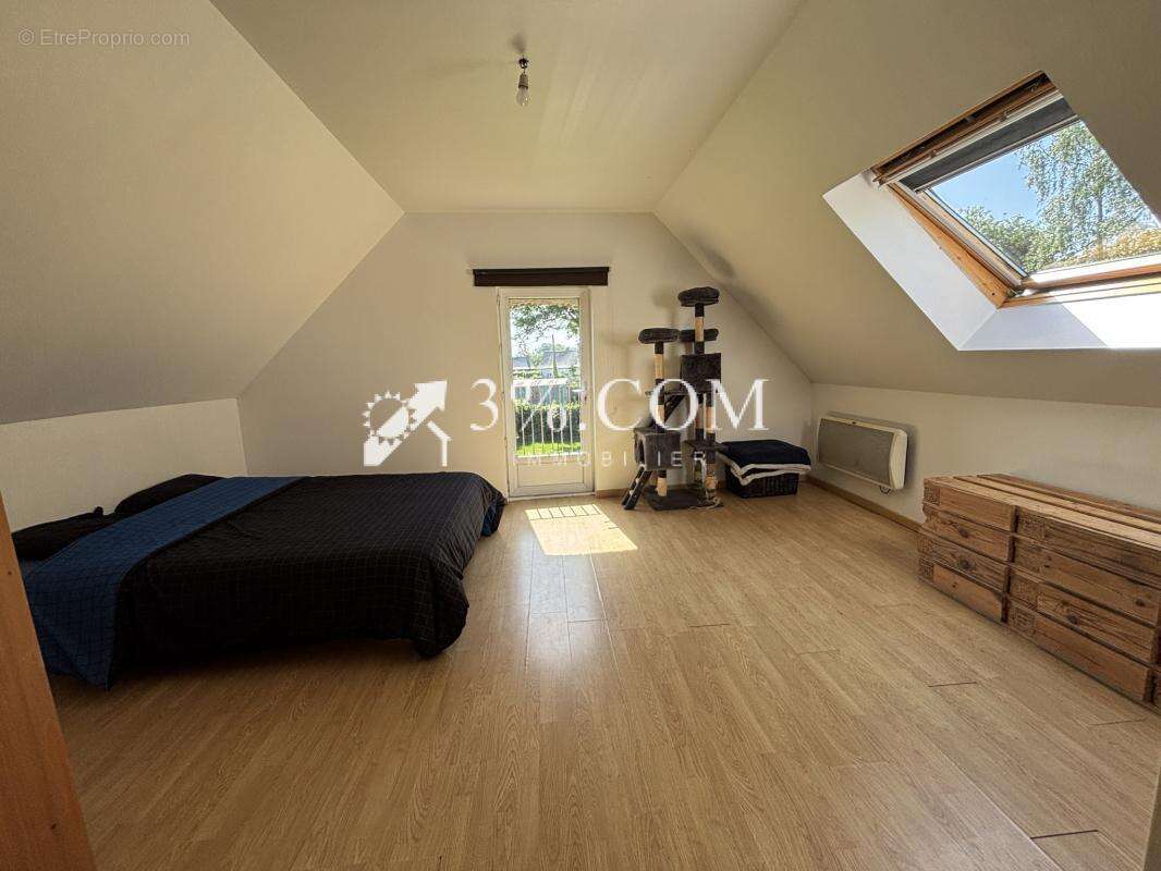 Maison à TOURS-EN-VIMEU
