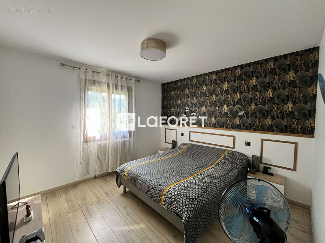 Firmi - axe rodez figeac : *maison 4 chambres* 145 m2 * 850 m2 jardin *pac neuve* - photo 7