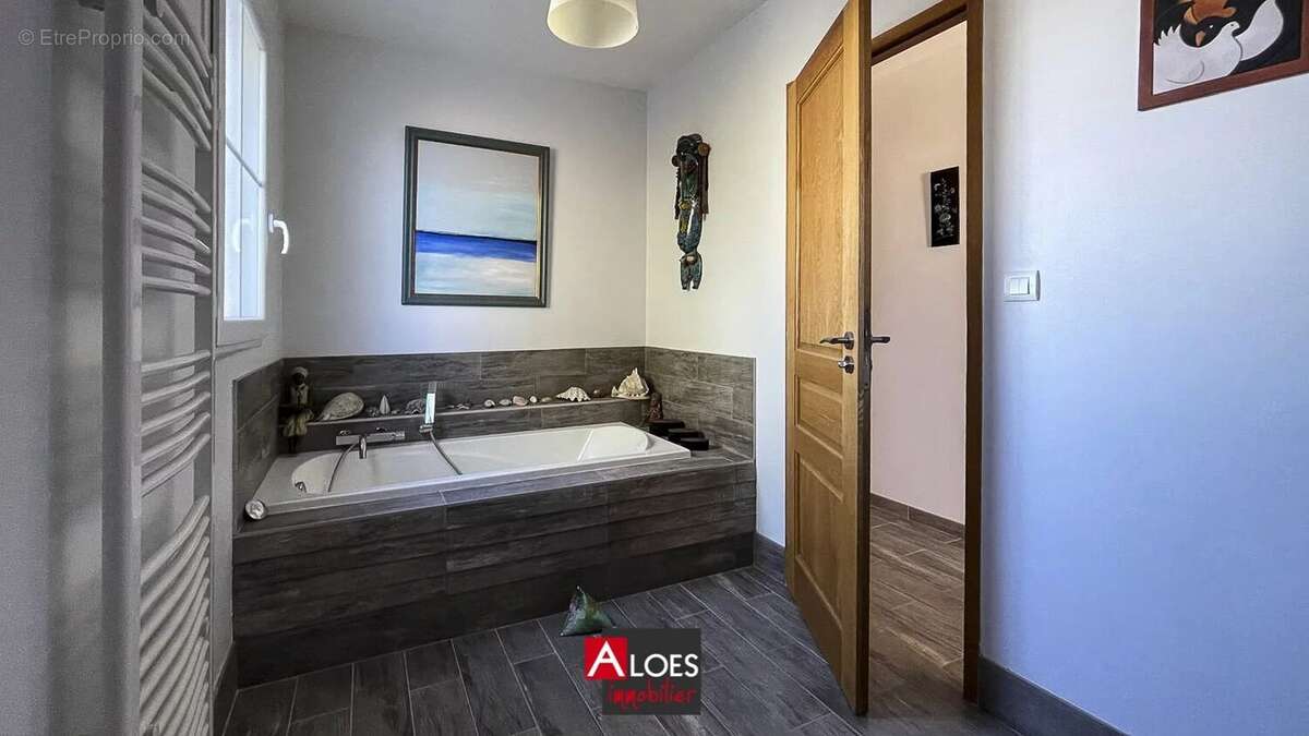 Maison à AIGUES-MORTES