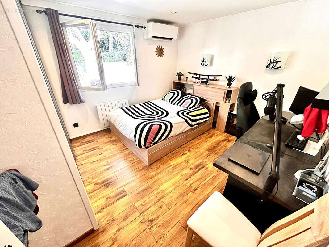 Appartement à MOUGINS