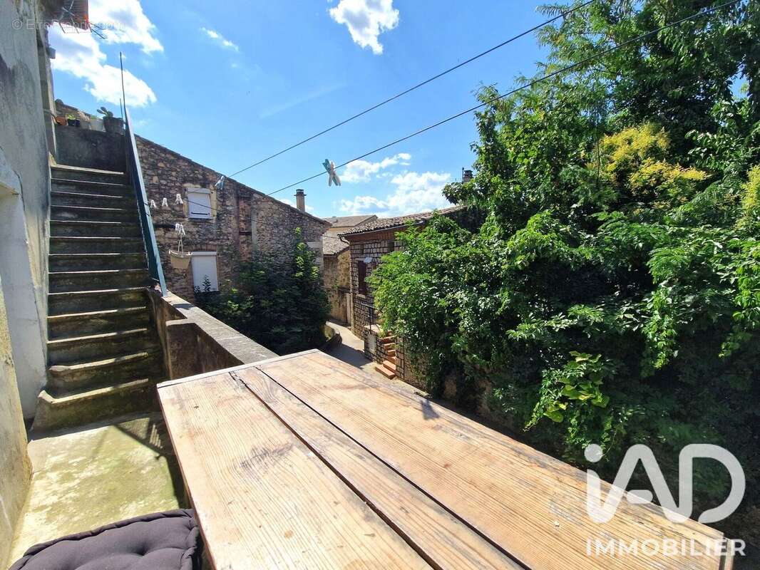 Maison 110 m² à Loriol-Sur-Drome  - photo 2