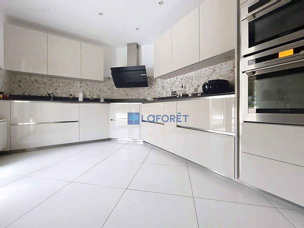 Maison à COUILLY-PONT-AUX-DAMES