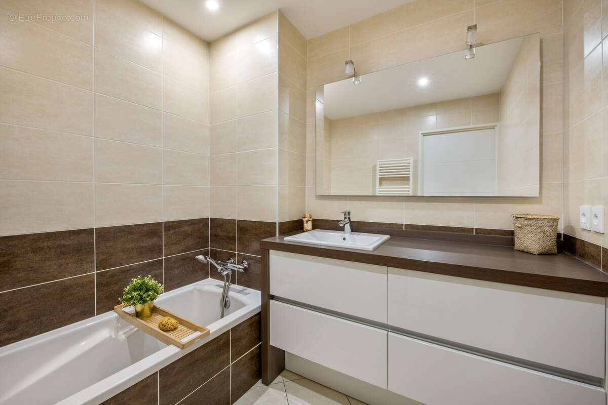 Appartement à LYON-5E