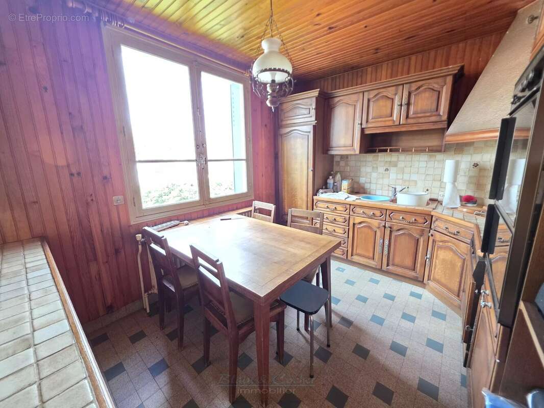Maison à AMILLY