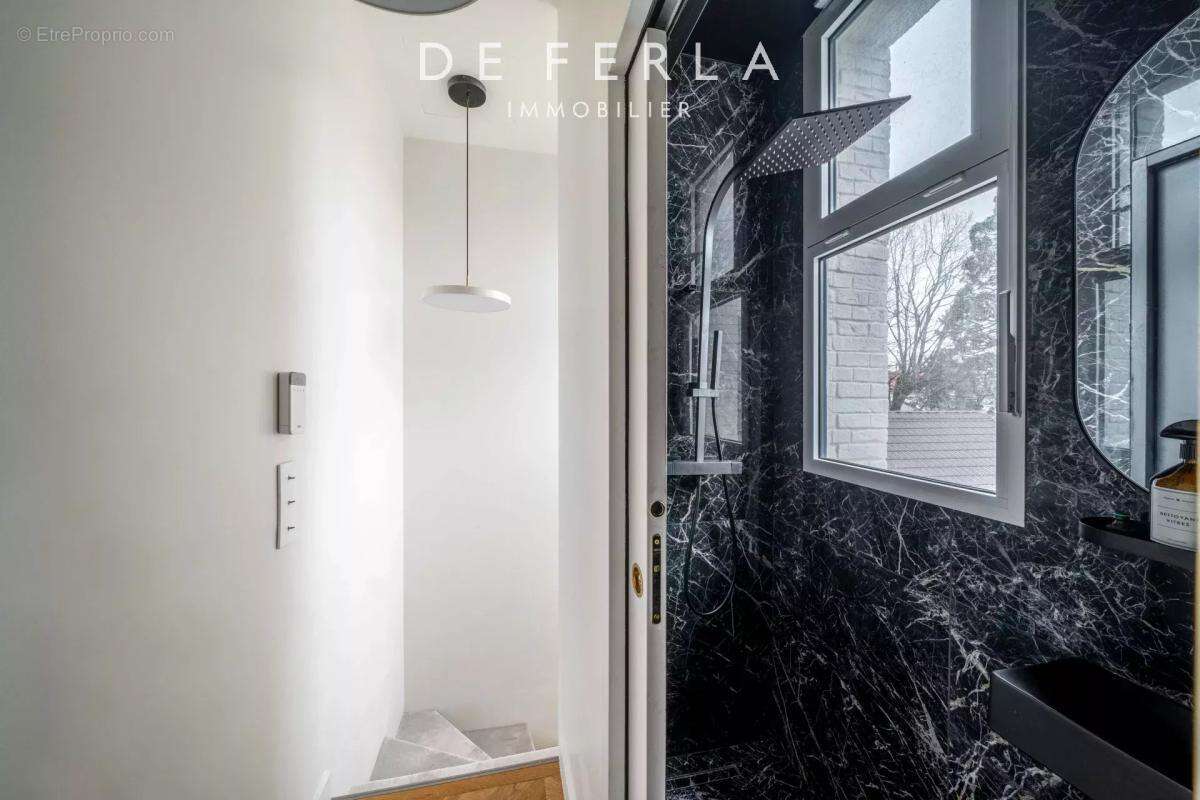 Maison à SAINT-MAUR-DES-FOSSES