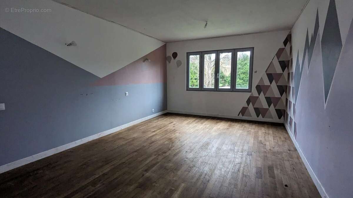 Maison à LAMOTHE-FENELON