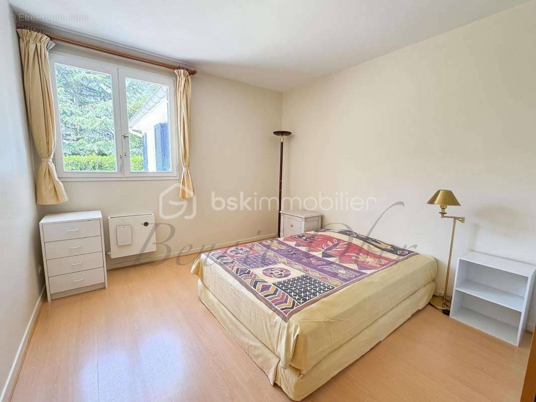 Maison à OZOIR-LA-FERRIERE