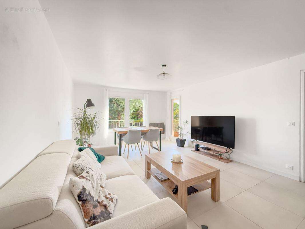 Appartement à CAGNES-SUR-MER