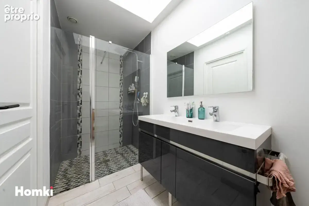 Maison/Villa T6 de 139 m² à Tourcoing 59200 - photo 13