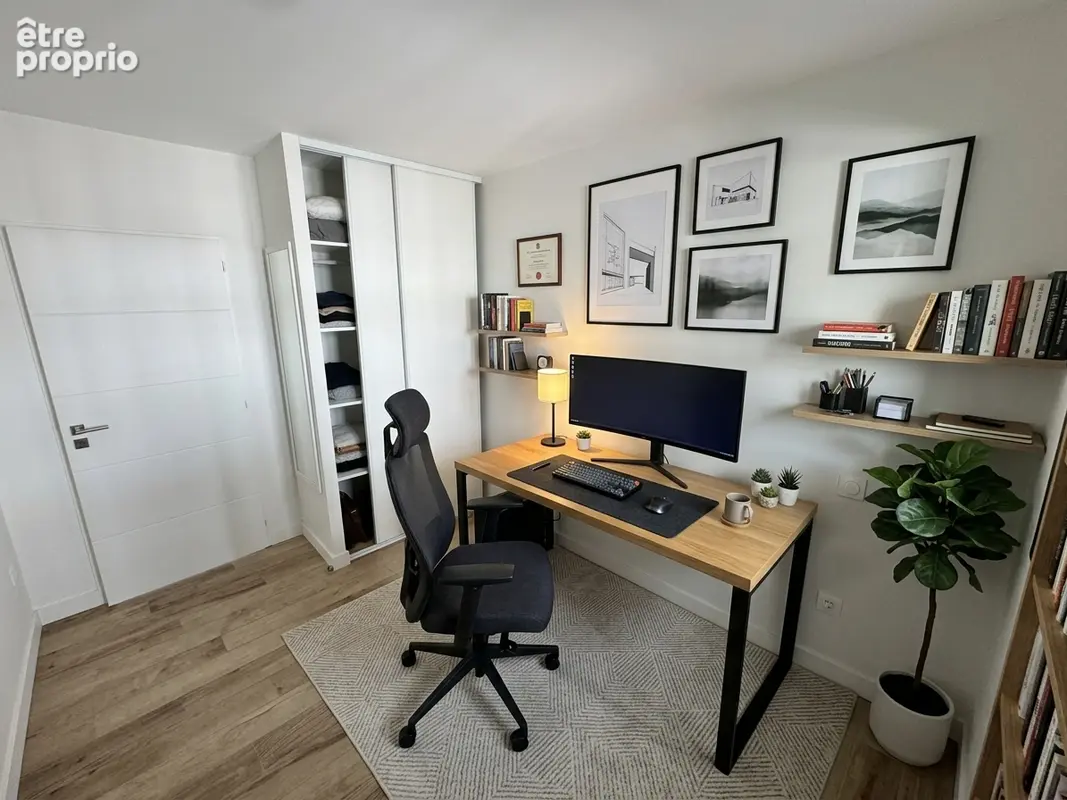 Appartement T4 - 3 chambres - Terrasse - Parking  - Cave - Proche mer - La Rochelle - photo 10