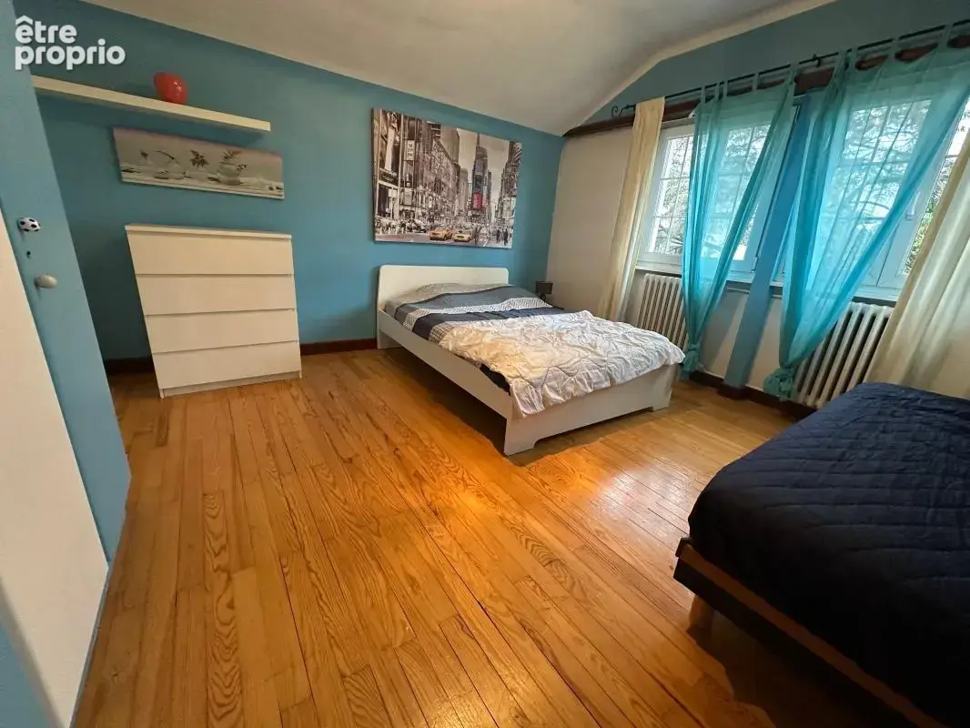 PFASTATT – grande villa avec piscine extérieure et appartement en rez-de-jardin - photo 18