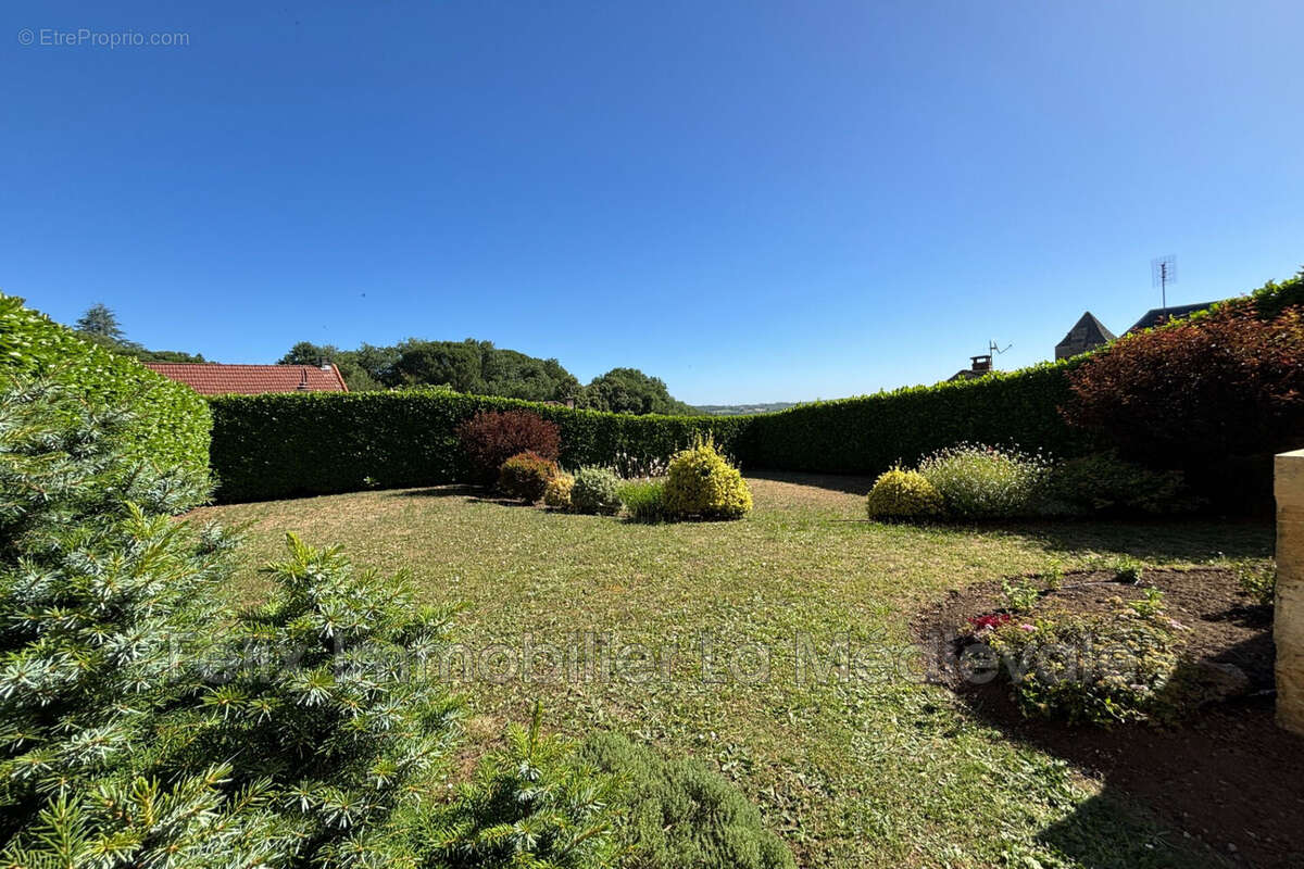 Maison 119 m² à Salignac-Eyvigues  - photo 3