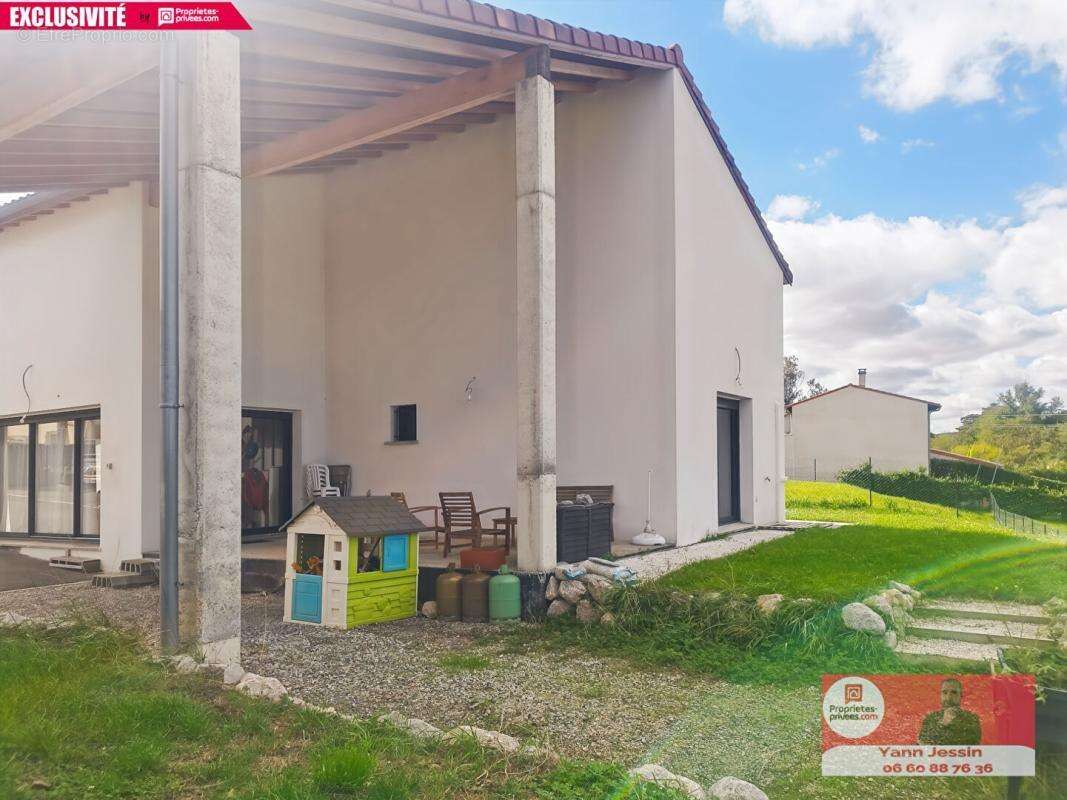 Maison à LAGARDELLE-SUR-LEZE