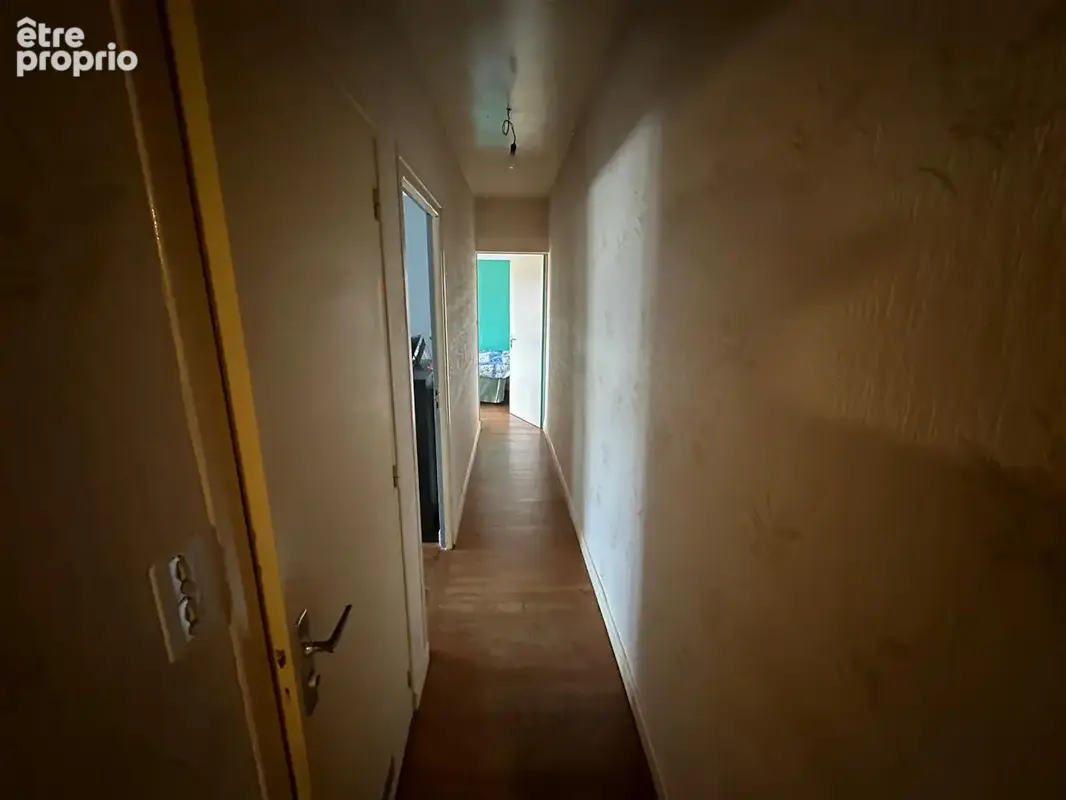 Maison de 4 chambres et son terrain de 7500 m2 - photo 5