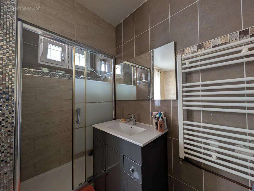 Maison 5 chambres dont 1 plain pied - photo 14