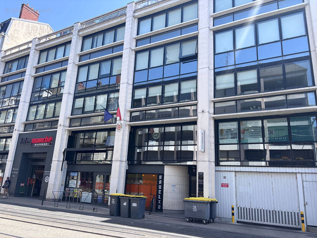 Autre à TOURS
