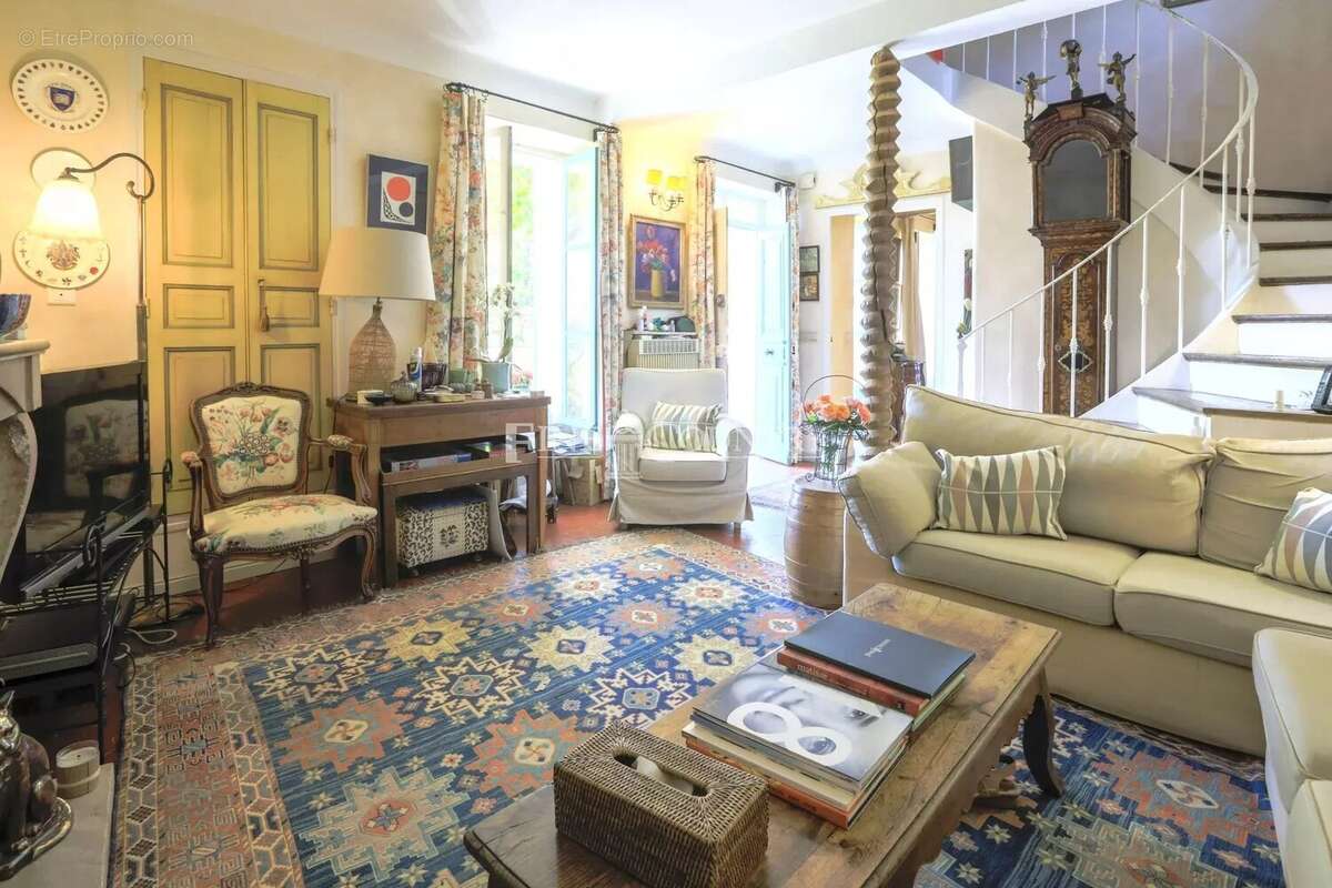 Maison à CALLIAN